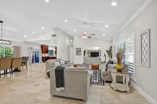 13172 Doubletree Cir, Wellington, FL 33414 - Photo 11