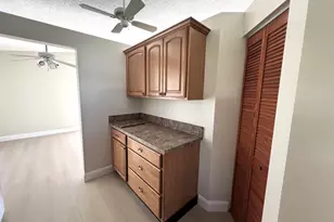 1206 Pine Sage Cir, West Palm Beach, FL 33409 - Photo 5