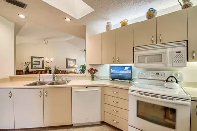 6275 SE Charleston Place, Unit #203, Hobe Sound, FL 33455 - Photo 11