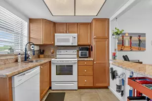 312 NE 17th Ave, Boynton Beach, FL 33435 - Photo 15