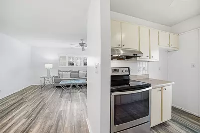 101 Doolen Court, Unit #201, North Palm Beach, FL 33408 - Photo 15