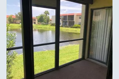 2050 Oleander Boulevard Boulevard #5-104, Fort Pierce, FL 34950 - Photo 1