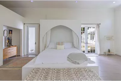 717 Forest Hill Boulevard, West Palm Beach, FL 33405 - Photo 5