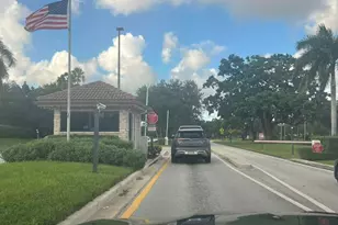 101 Cypress Point Dr, Palm Beach Gardens, FL 33418 - Photo 3