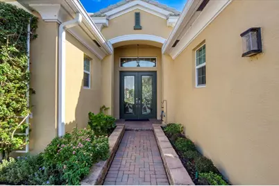 11400 SW Hillcrest Circle, Port Saint Lucie, FL 34987 - Photo 7