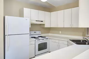 2832 Stoneway Ln, Fort Pierce, FL 34982 - Photo 7