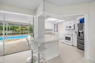 262 NE 24th Ct, Boca Raton, FL 33431 - Photo 13