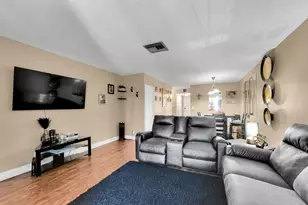 139 Sparrow Dr Unit, Royal Palm Beach, FL 33411 - Photo 15