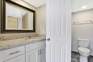 3636 Whitehall Dr, West Palm Beach, FL 33401 - Photo 21