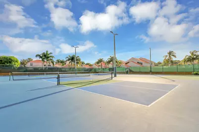 2596 La Cristal Circle, Palm Beach Gardens, FL 33410 - Photo 31