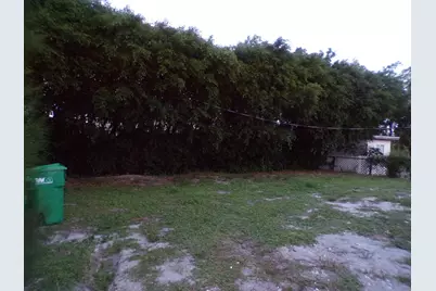1572 W 31st Street, Riviera Beach, FL 33404 - Photo 5