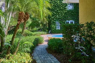 601 Bridgewater Lane SW, Vero Beach, FL 32962 - Photo 37