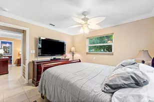 2074 NW 38th St, Oakland Park, FL 33309 - Photo 27