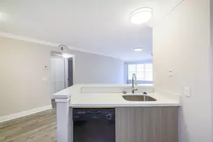 927 Siesta Key Blvd, Deerfield Beach, FL 33441 - Photo 5