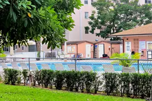 2841 Somerset Dr, Lauderdale Lakes, FL 33311 - Photo 7