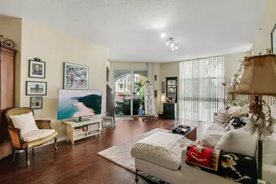 804 E Windward Way, Unit #201, Lantana, FL 33462 - Photo 5