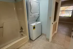 7233 Golf Colony Ct E Unit, Lake Worth, FL 33467 - Photo 19