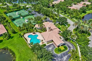 923 Magdalena Rd, Palm Beach Gardens, FL 33410 - Photo 47
