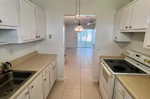 101 Leisure Lake Cir, Boynton Beach, FL 33426 - Photo 9