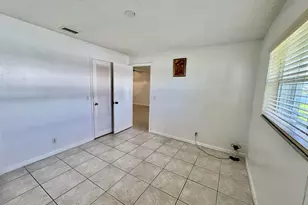 101 Leisure Lake Cir, Boynton Beach, FL 33426 - Photo 11