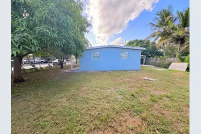 3927 Allison Court, Lake Worth, FL 33461 - Photo 11
