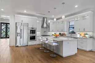 245 Alhambra Pl, West Palm Beach, FL 33405 - Photo 13