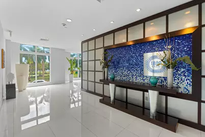 1800 N Bayshore Drive, Unit #3802, Miami, FL 33132 - Photo 5