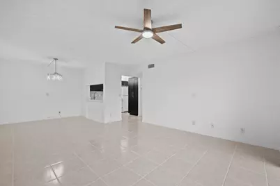 708 Sunny Pine Way, Unit #B1, Greenacres, FL 33463 - Photo 5