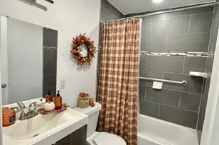 203 E Tiffany Dr, West Palm Beach, FL 33407 - Photo 21