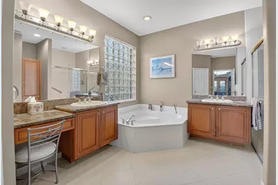 13571 Morocca Lake Lane, Delray Beach, FL 33446 - Photo 17