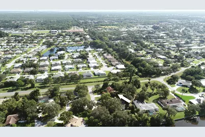 7317 Elyse Circle, Port Saint Lucie, FL 34952 - Photo 17