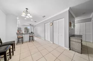 4827 Orleans Ct, West Palm Beach, FL 33415 - Photo 5