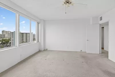 3233 NE 34th Street, Unit #1405, Fort Lauderdale, FL 33308 - Photo 5