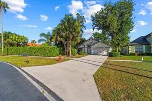 12709 White Coral Dr, Wellington, FL 33414 - Photo 35