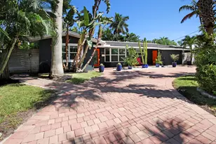 2016 NE 22nd St, Wilton Manors, FL 33305 - Photo 3