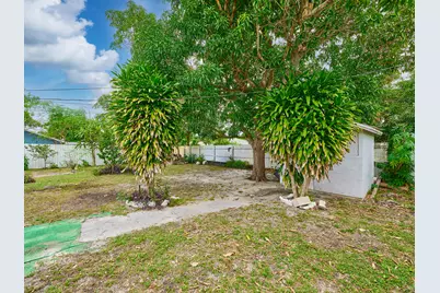 1010 S B Street, Lake Worth Beach, FL 33460 - Photo 13
