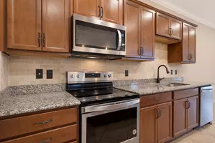 2366 Byron St, Palm Springs, FL 33406 - Photo 13