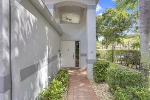7911 Laina Ln, Boynton Beach, FL 33437 - Photo 3