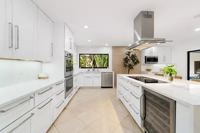 12677 Pineacre Lane, Wellington, FL 33414 - Photo 15