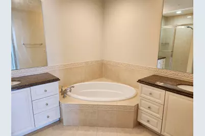 10 W Harbour Isle Drive E, Unit #303, Fort Pierce, FL 34949 - Photo 11