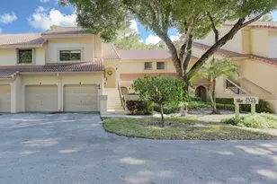 5740 Coach House Cir, Boca Raton, FL 33486 - Photo 1
