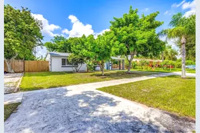 512 Bayberry Drive, Lake Park, FL 33403 - Photo 3