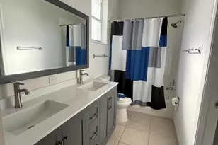 9360 Cove Point Cir, Boynton Beach, FL 33472 - Photo 13