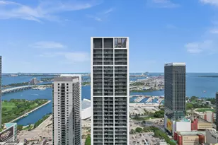159 NE 6th St, Miami, FL 33132 - Photo 1