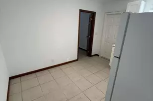 340 Fleming Ave, Greenacres, FL 33463 - Photo 5