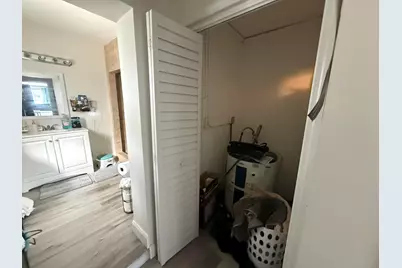 1613 Sherwood Avenue, Mangonia Park, FL 33407 - Photo 67