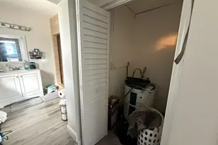 1613 Sherwood Ave, Mangonia Park, FL 33407 - Photo 67