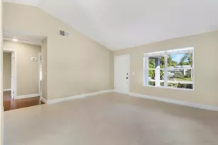 140 Village Cir, Jupiter, FL 33458 - Photo 3