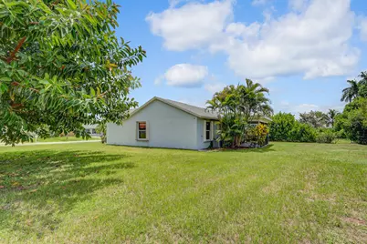 140 Village Circle, Jupiter, FL 33458 - Photo 29