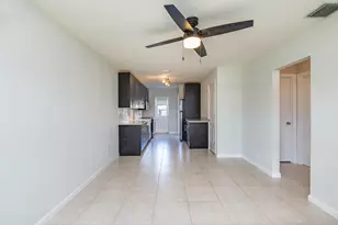101 SW 2nd Ave, Boca Raton, FL 33432 - Photo 9